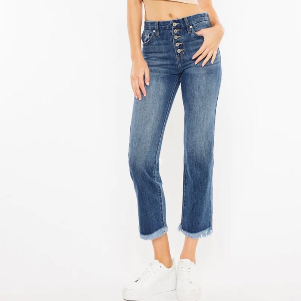 Kancan Taurus high rise straight leg medium wash jeans size 3 / 25